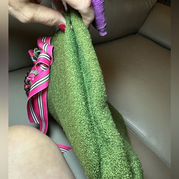 Limited Edition "Goldie" Tote by Bath and Body Works - EUC - Pink and Green - Picture 12 of 13